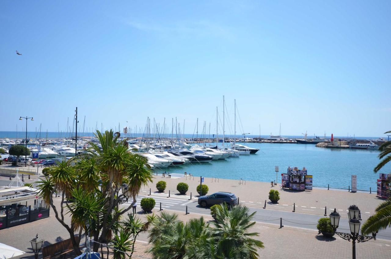 Golive Deluxe Apartment Cambrils Exterior photo